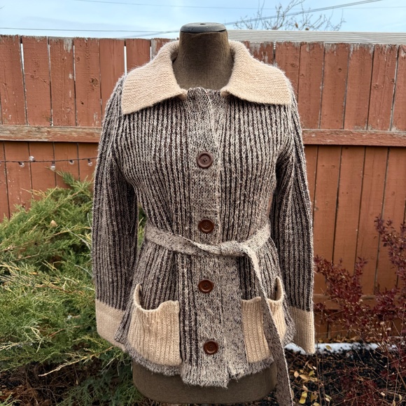 Stunning Rare Vintage 70s Ribbed Knit Tie Waist Cardigan - Picture 2 of 10